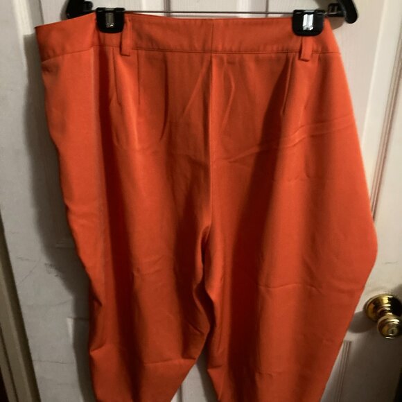 CATO'S CAPRI'S - Picture 4 of 4